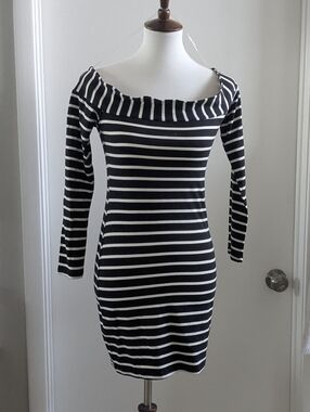 Black & White Striped Off-Shoulder Bodycon Mini Dress